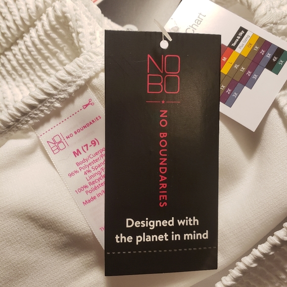 No Boundaries Girl's Medium (7-9) White Swim Bottom - Picture 7 of 8